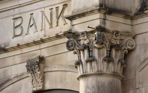 路透：美联储提出对在美经营的外资银行的新监管制度