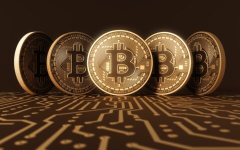 比特币期货正式上市 首日即触发熔断