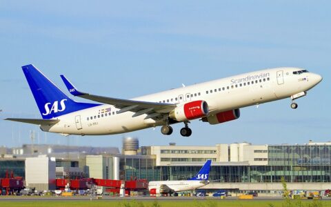 波音737Max空难的背后：设计有误、监管失察？