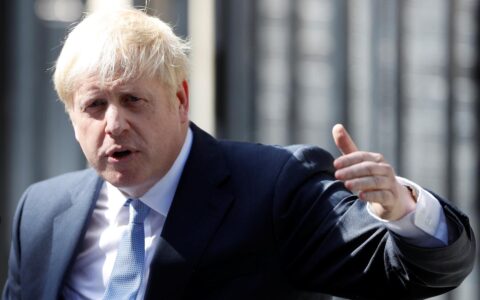 英国议会通过阻止无协议退欧动议 约翰逊称将推动提前大选