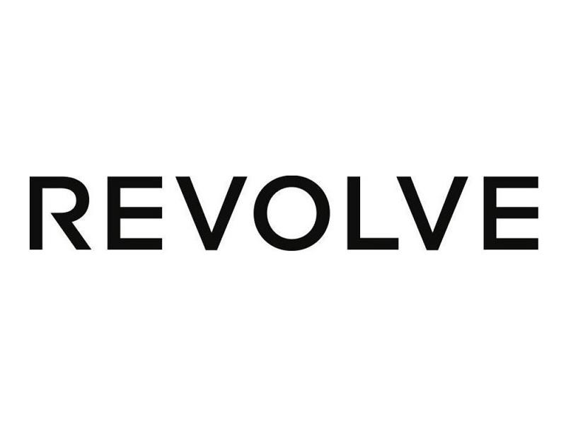 Revolve股价腰斩：为何中美时尚电商都无法获得资本认可